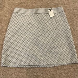 NWT gray/black checkered express skirt. Fully lined.